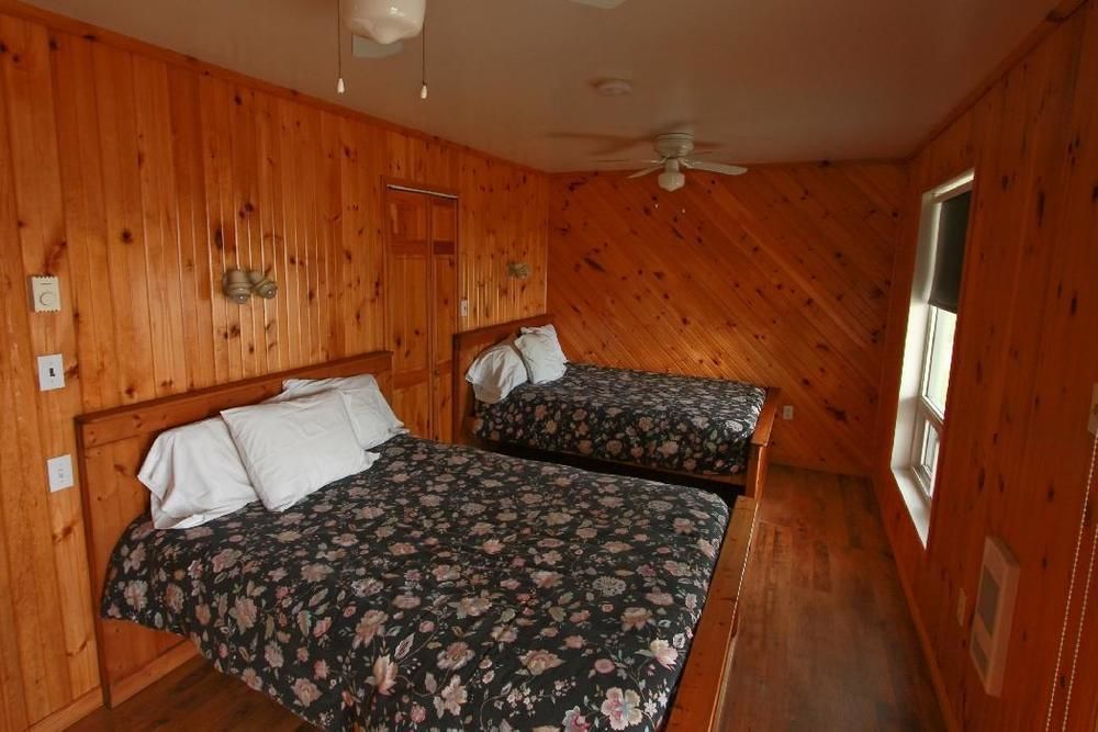 Wilderness Tours Rafting Resort Foresters Falls 외부 사진
